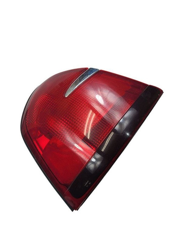Driver Tail Light Quarter Panel Mounted 3 Bulbs Fits 98-02 GRAND MARQU