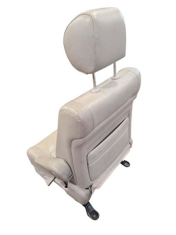 LX470     1999 Front Seat 674379