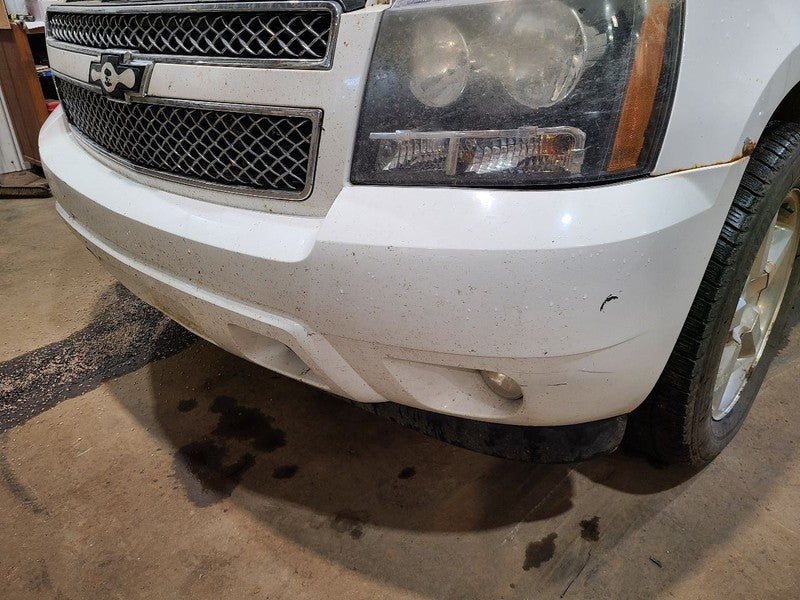 Front Bumper With Fog Lamps Opt T96 Fits 07-14 SUBURBAN 1500 671093