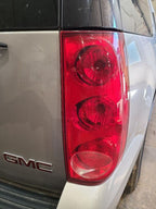 Passenger Tail Light Excluding Denali Fits 07-11 YUKON 678822