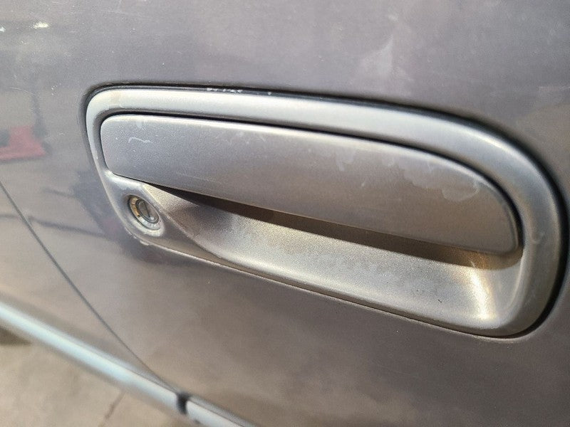 Passenger Door Handle Exterior Assembly 4 Door Fits 00-06 TUNDRA 65772