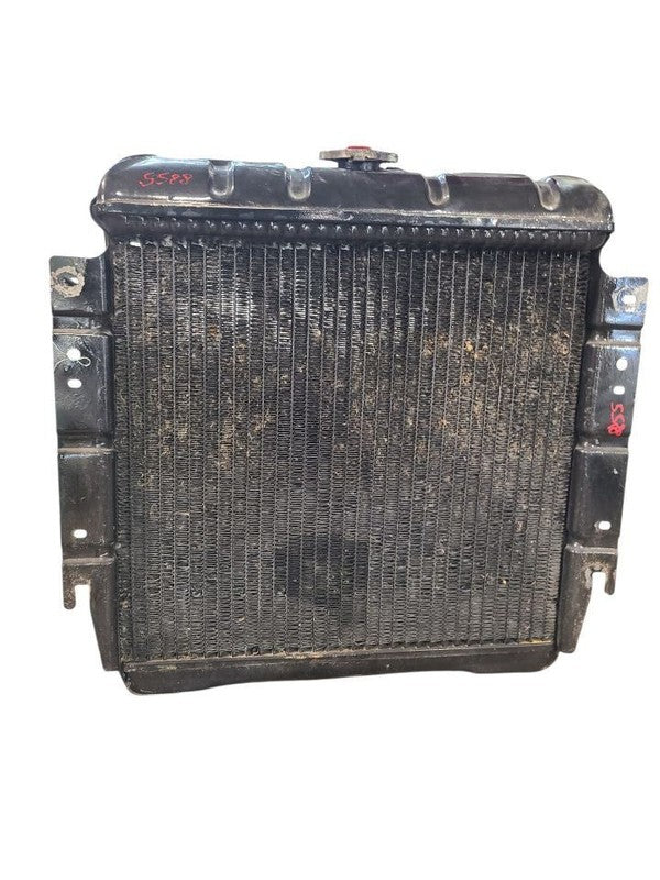 DART      1963 Radiator 671277