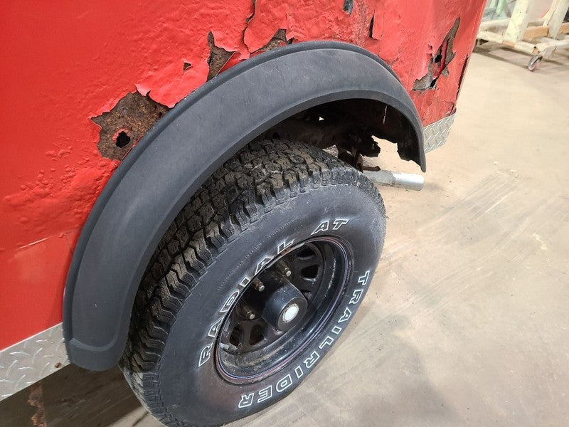 CJ        1986 Fender Flare/Extension 677948