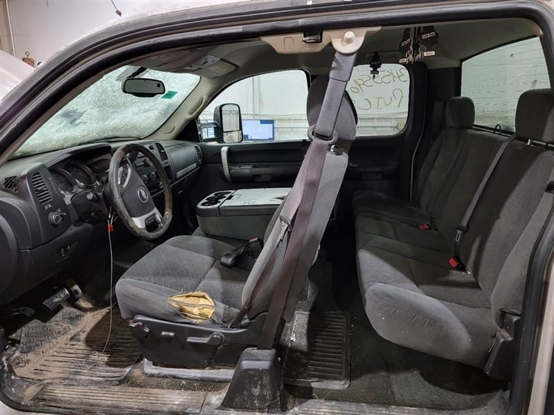 SILVRDO25 2008 Dash Bezel 531417