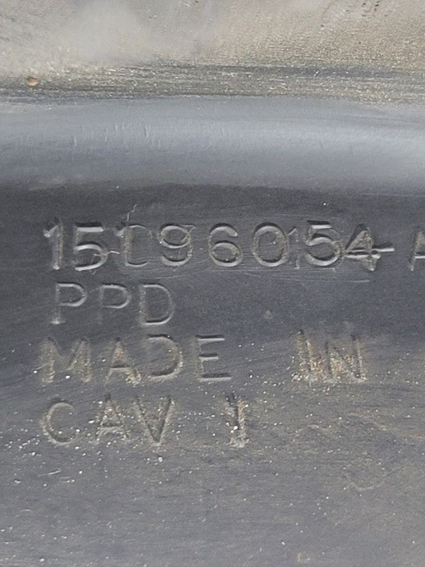 SILVRDO25 2005 Radiator Shroud 668104