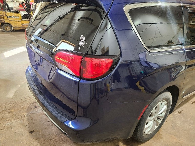 Driver Left Fender Fits 20-25 VOYAGER 676771