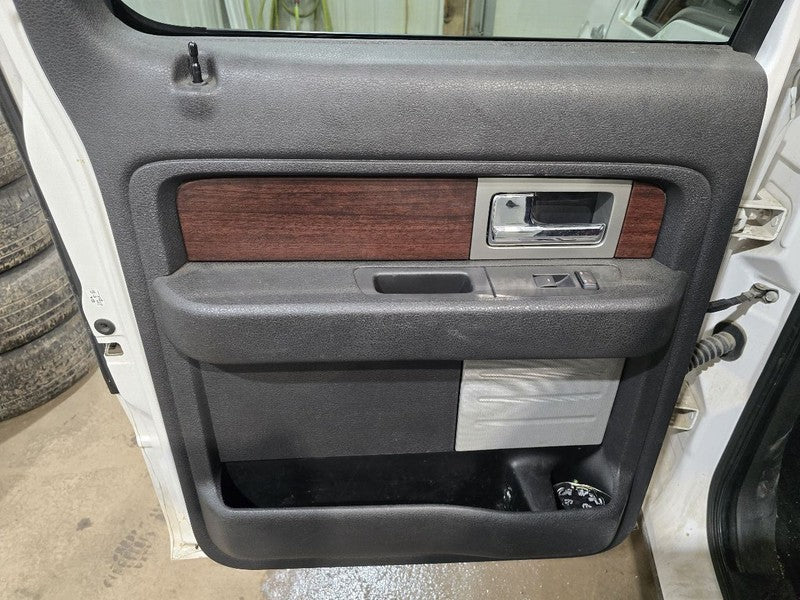 F150      2013 Door Trim Panel Rear 633769