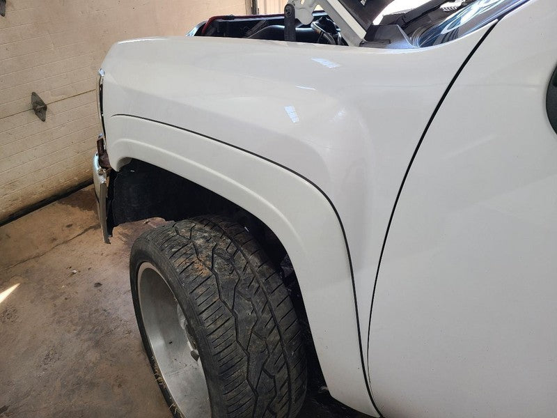 Driver Left Fender Fits 07-14 SILVERADO 2500 PICKUP 673689