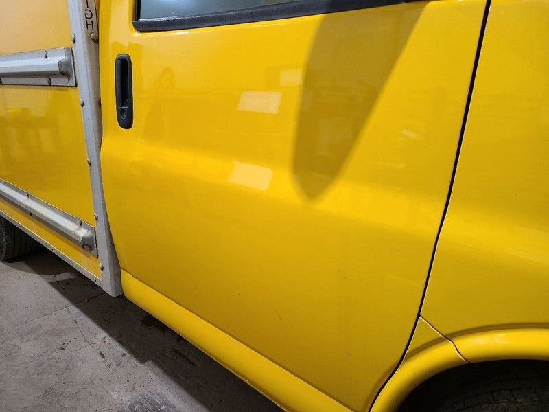 Passenger Right Front Door Manual Fits 03-15 EXPRESS 2500 VAN 665102