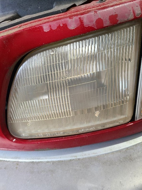Driver Headlight Heritage Fits 97-04 FORD F150 PICKUP 666792