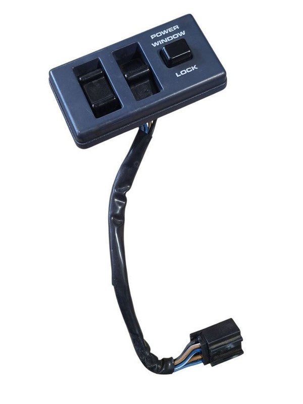TNISSAN   1986 Front Door Switch 642037