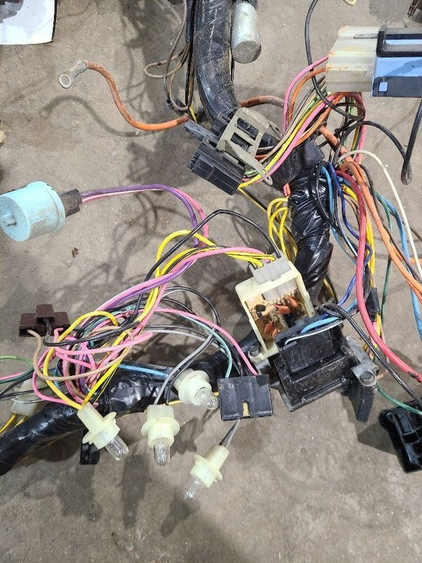 VEGA      1975 Dash Wire Harness 617211