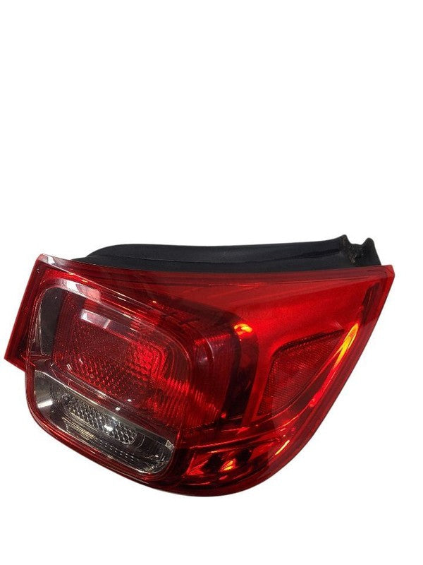 Passenger Tail Light VIN 1 4th Digit Limited LS Fits 13-16 MALIBU 6526