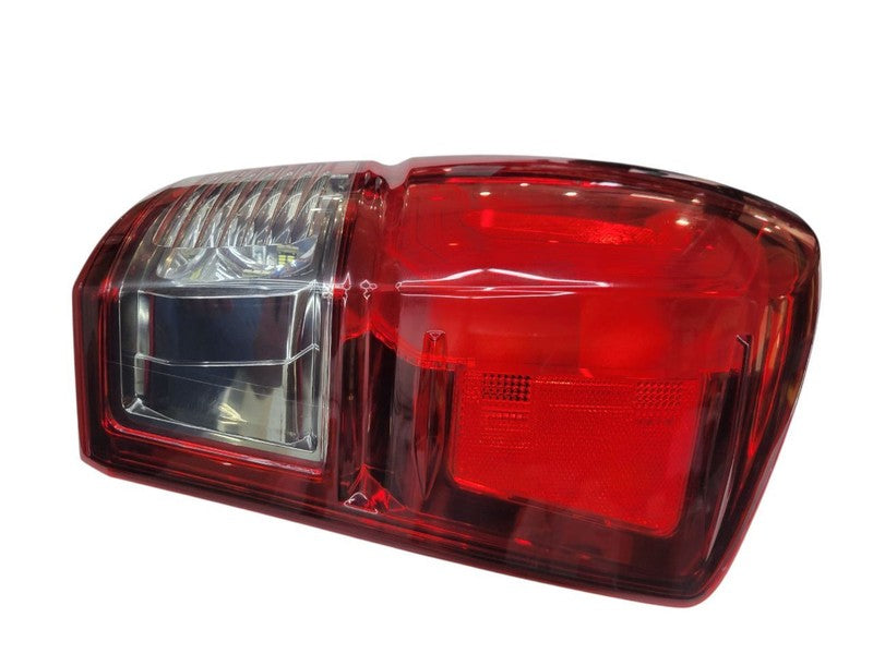 Passenger Tail Light Without Bezel Trim Clear Lens Fits 16-17 TACOMA 6