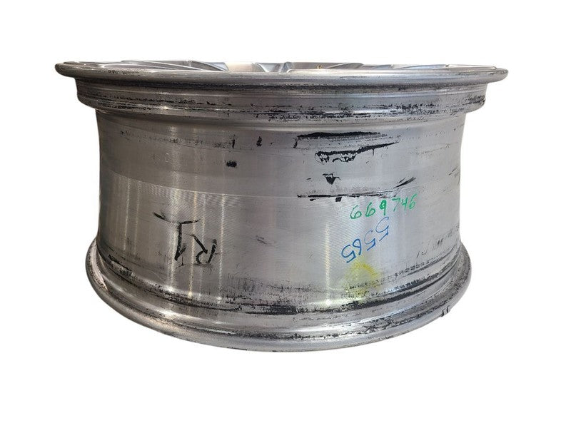 Wheel 20x9 10 Spoke Opt RD2 Fits 21-26 SUBURBAN 1500 669746