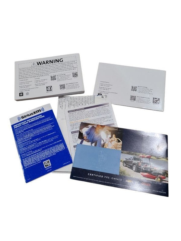 EQUINOX   2021 Owners Manual 627380