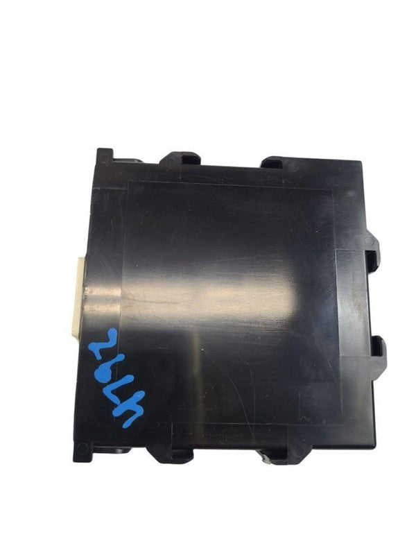 NX200T    2017 Chassis ECM 604565
