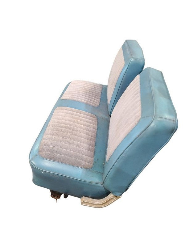 DART      1963 Front Seat 671217