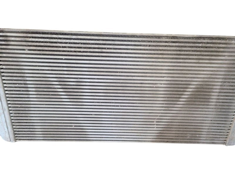 Intercooler 6.6L Fits 01-05 SIERRA 2500 PICKUP 633535