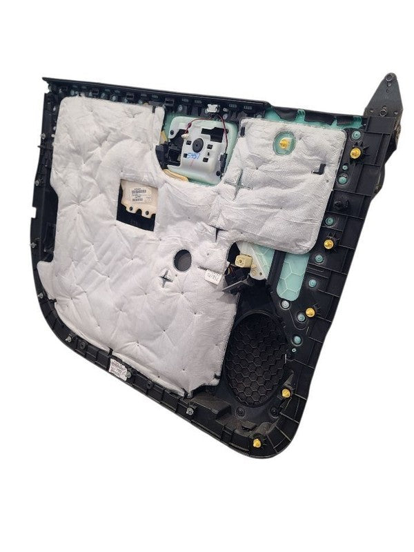 SILVRDO15 2014 Front Door Trim Panel 662669
