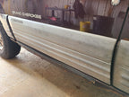 GRANDCHER 1998 Door Moulding Front 672511
