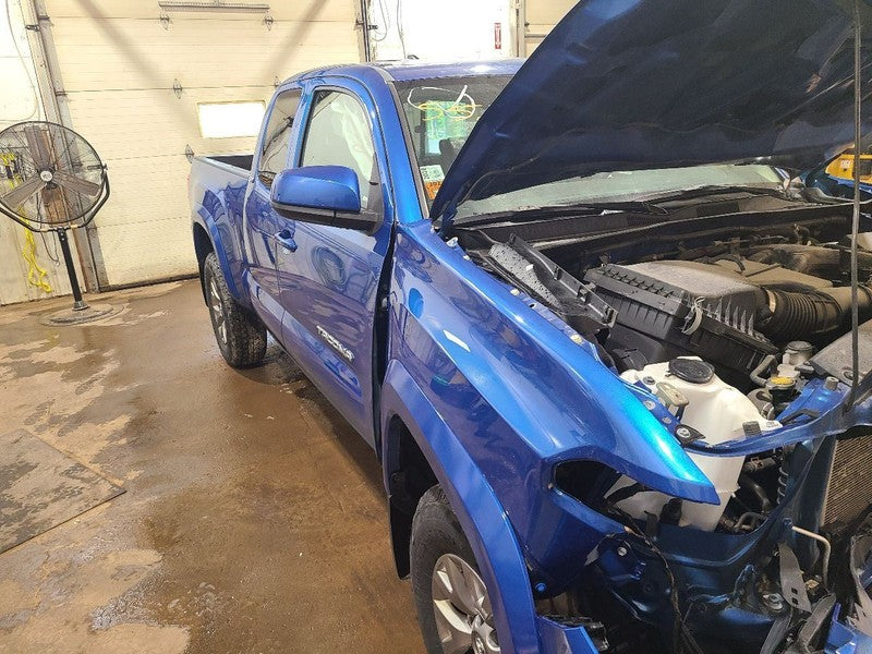 Axle Shaft Front Axle Outer Assembly Fits 05-23 TACOMA 667290