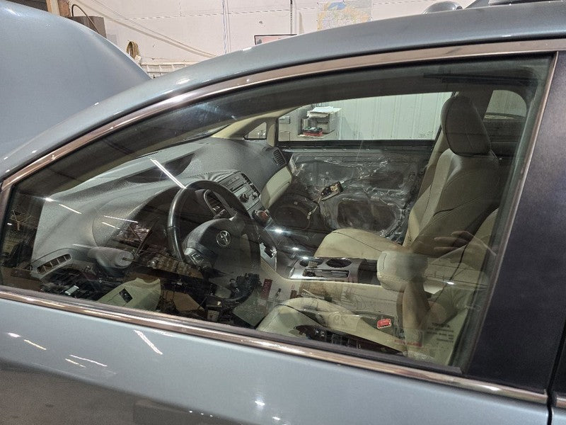 Driver Left Front Door Glass Fits 09-12 VENZA 628653