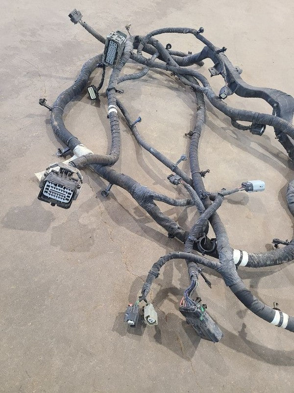 RAM3500   2019 Engine Wire Harness 670121