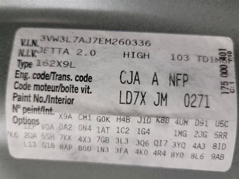 Driver Left Headlight Sedan Halogen Fits 11-16 JETTA 539069