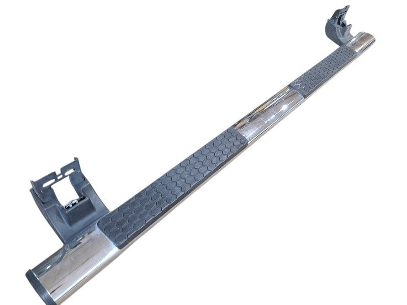 RAM1500   2015 Running Board 640430