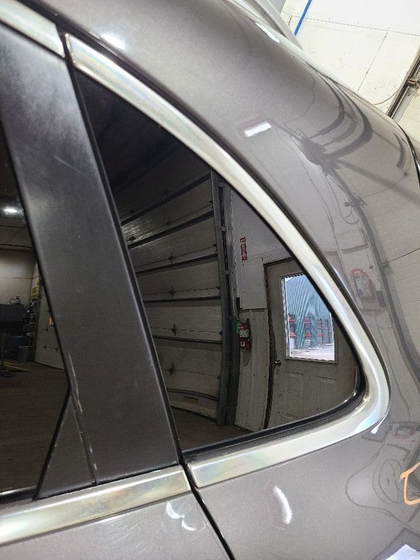 Driver Left Quarter Glass Fits 15-18 PORSCHE MACAN 661481