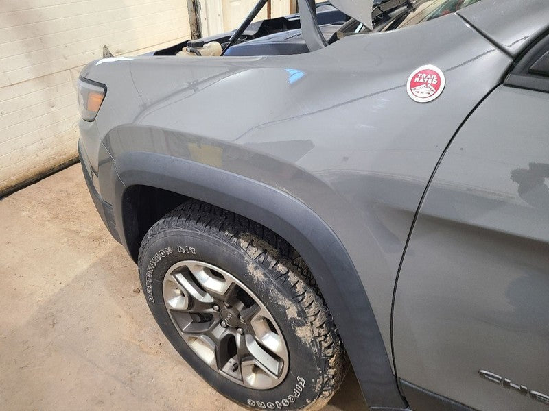 Driver Left Fender Wide Fender Flare Fits 19-23 CHEROKEE 661669