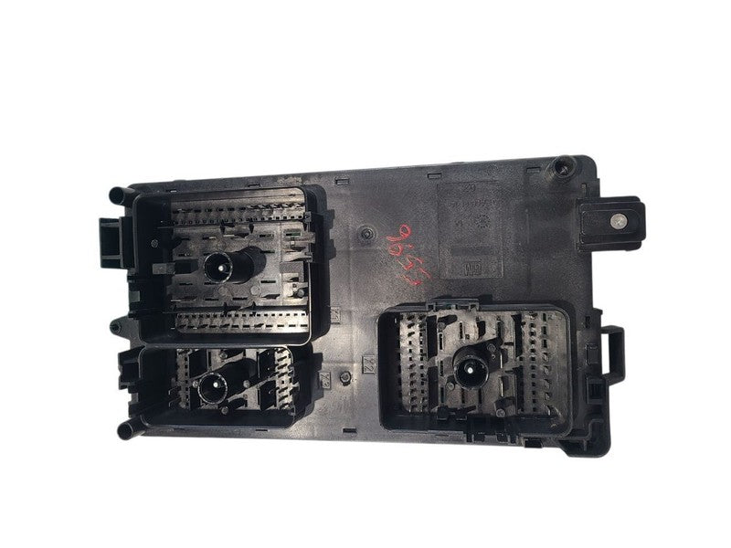 Fuse Box Engine VIN 3 8th Digit Opt Lfx Fits 12-15 CAMARO 671699
