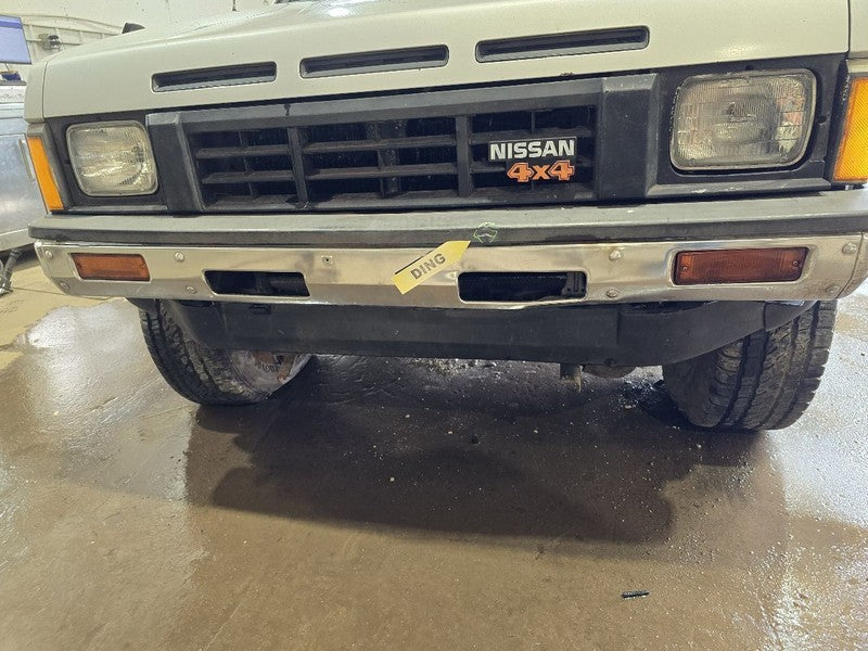 Front Bumper Excluding SE Black Fits 86-92 NISSAN PICKUP 641975
