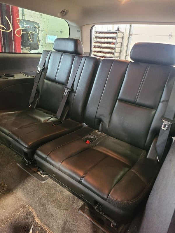 SUBURBN15 2008 Third Seat Station Wagon  Van 671112