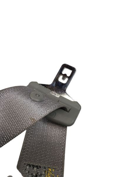 REAR UPLANDER  2005 2nd Row Driver's Side Retractor Seat Belt Rear 570
