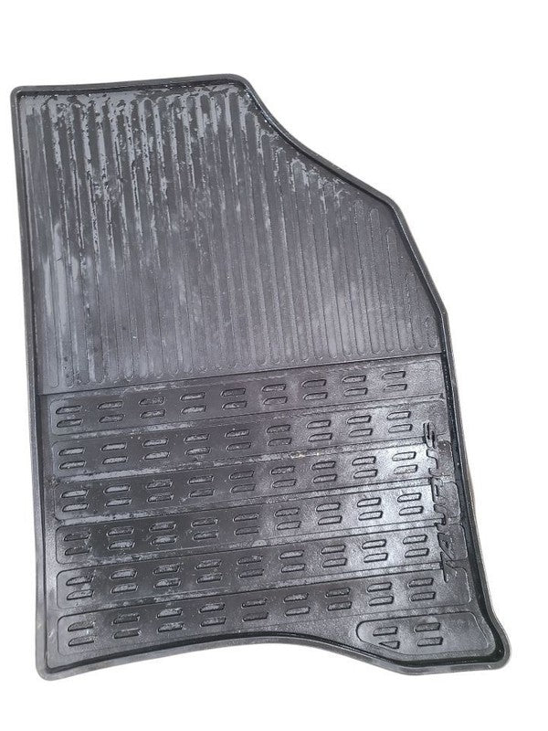 TAURUS    2014 Floor Mat 628056