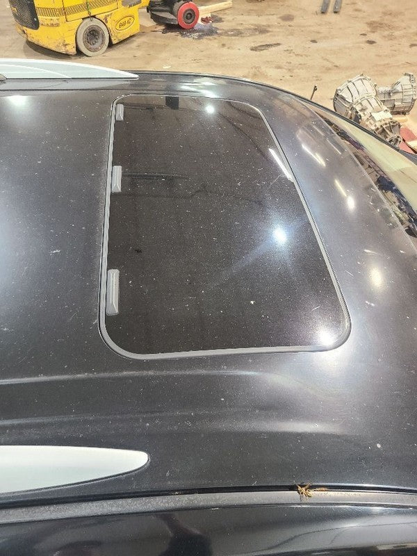 Roof Glass Front Fits 11-17 QUEST 652035