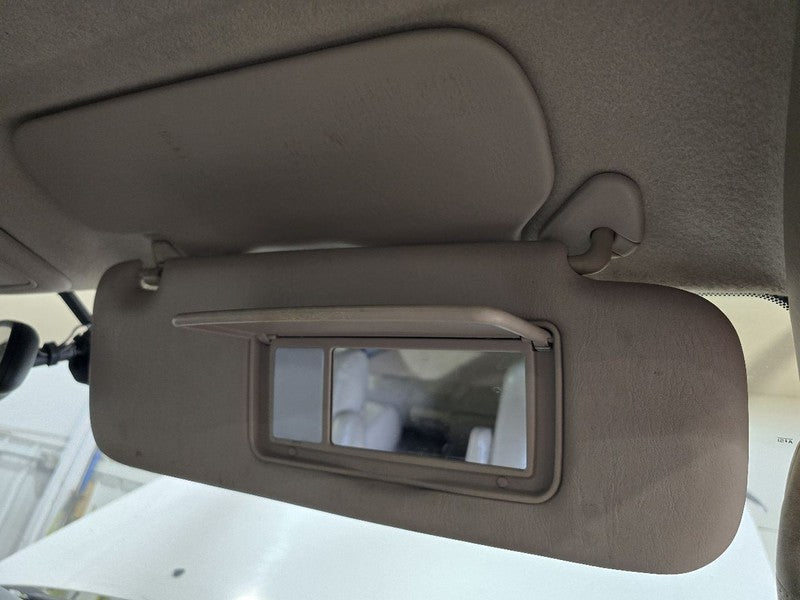 Passenger Sun Visor Illuminated Primary Fits 98-02 LAND CRUISER 640131