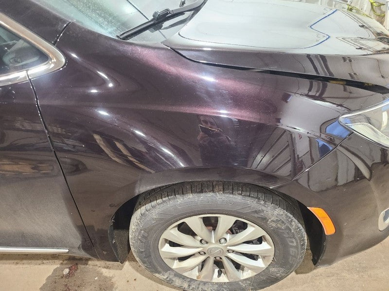 Passenger Right Fender Fits 20-23 VOYAGER 650698