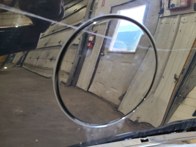 ESCALADE  2016 Fuel Filler Door 664122