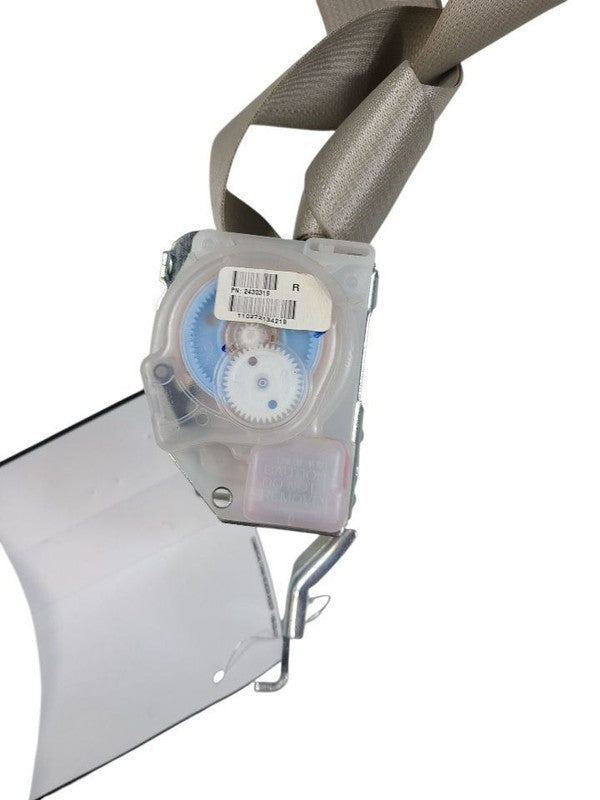 OUTBAKLEG 2011 Seat Belt Rear 644671