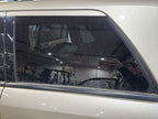 Driver Quarter Glass 164 Type GL450 Fits 07-12 MERCEDES GL-CLASS 61080
