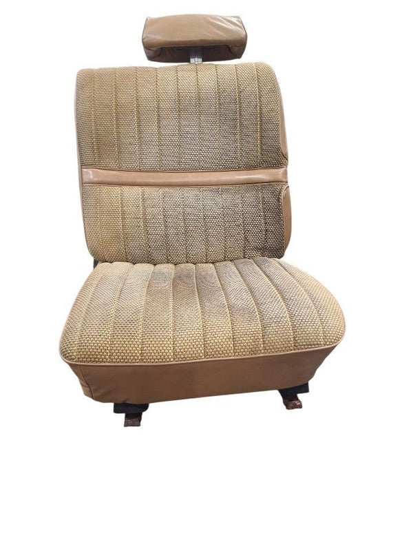 OLDS-SW   1988 Front Seat 677783