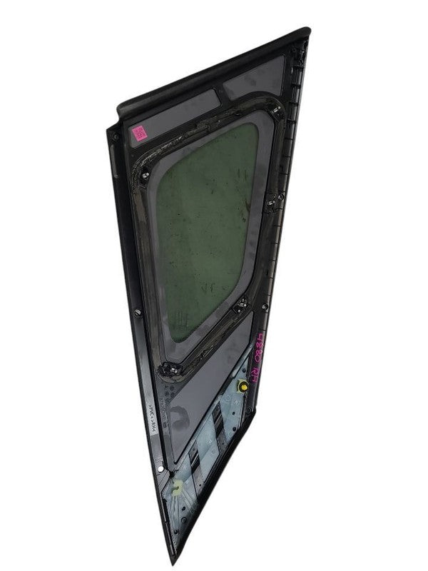 Passenger Quarter Glass US Built High Gloss Black Trim Fits 23 SPORTAG
