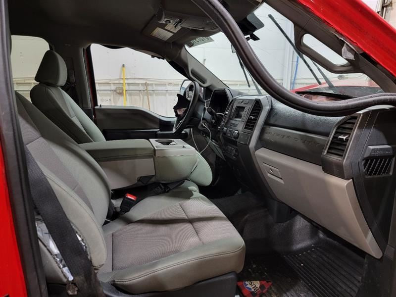 REAR F250SD    2021 Center Retractor Seat Belt Rear 562538