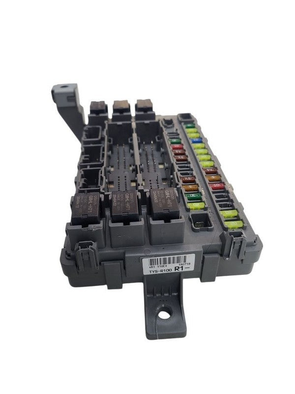 MDX       2019 Fuse Box Cabin 679378