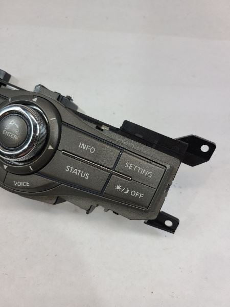 Info-GPS-TV Screen Control Dash Mounted Fits 11-13 INFINITI QX56 55519