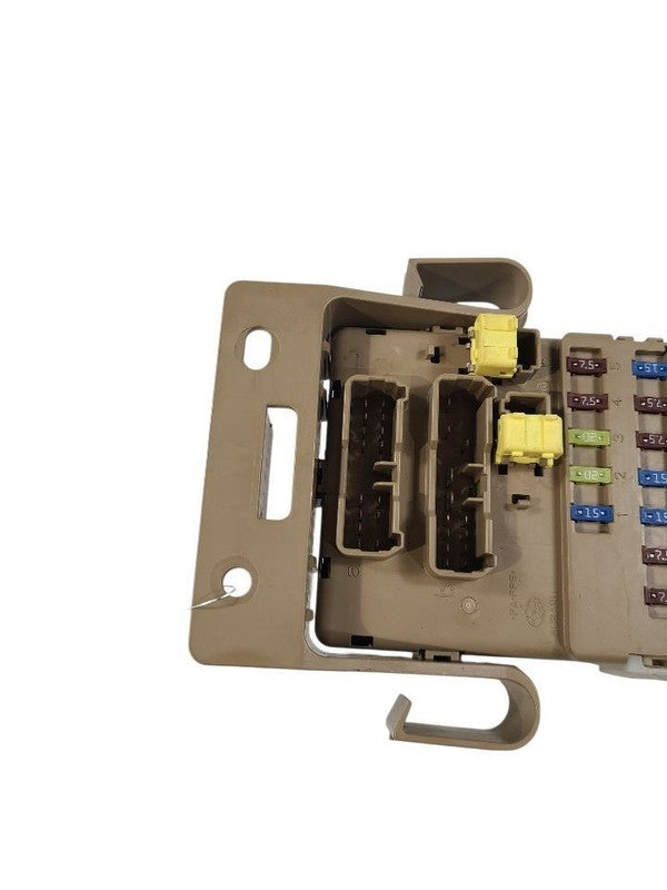 LEGACY    2013 Fuse Box Cabin 653690