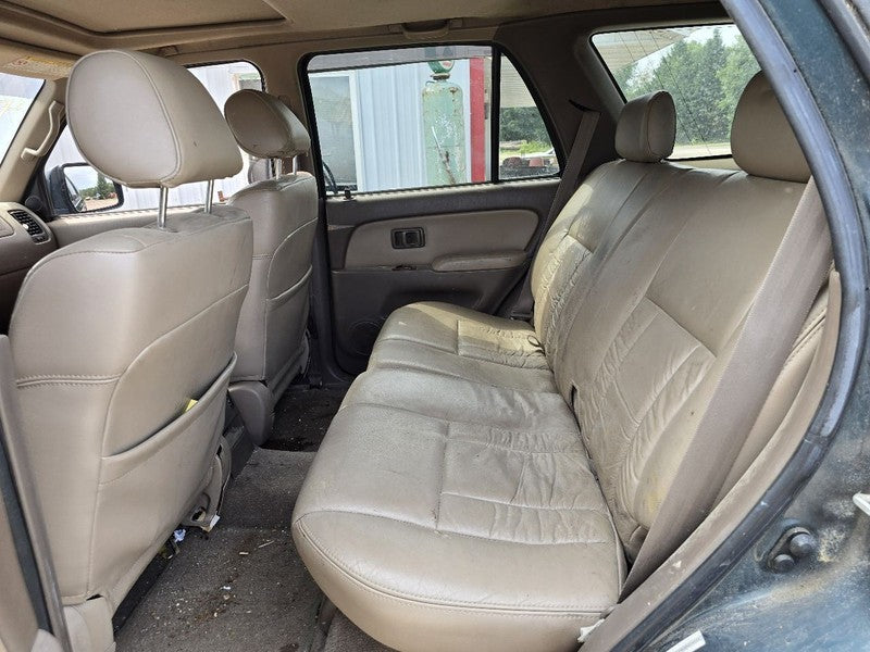 4 RUNNER  1998 Seat Belt Rear 643021